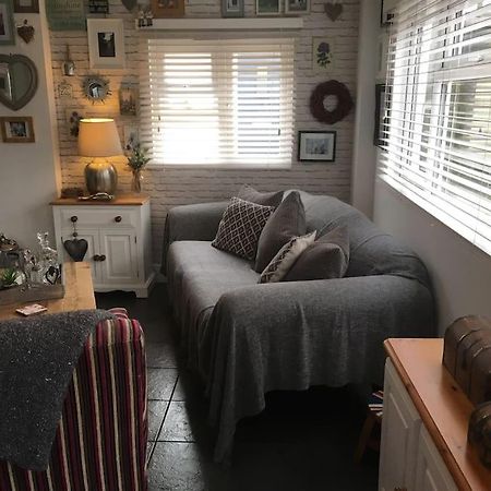 فيلا Herb Garden Bungalow Nazeing المظهر الخارجي الصورة