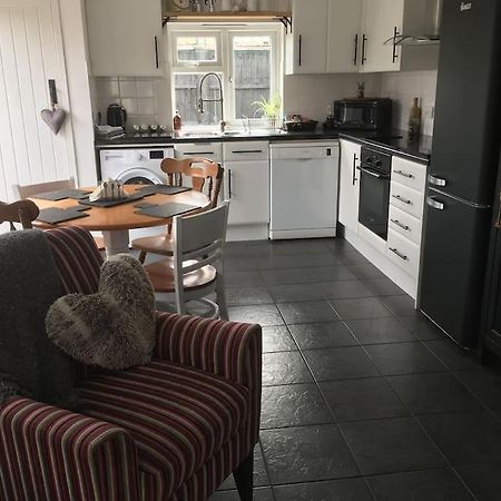 فيلا Herb Garden Bungalow Nazeing المظهر الخارجي الصورة